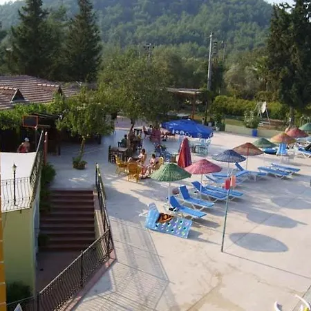 Pinara Aparts 4* Олудениз
