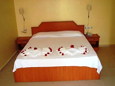 Отель Pinara Aparts 4*