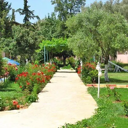 Hotel Pinara Aparts 4*